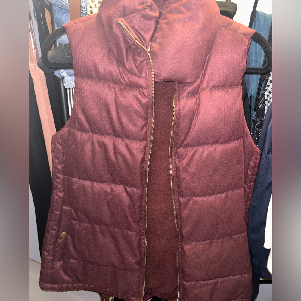 Old Navy maroon vest, size M!
